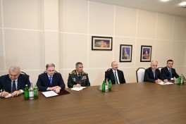 President Ilham Aliyev received UK Minister of State for Defence