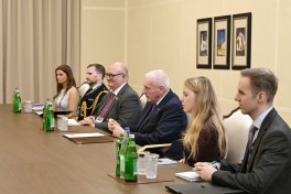 President Ilham Aliyev received UK Minister of State for Defence